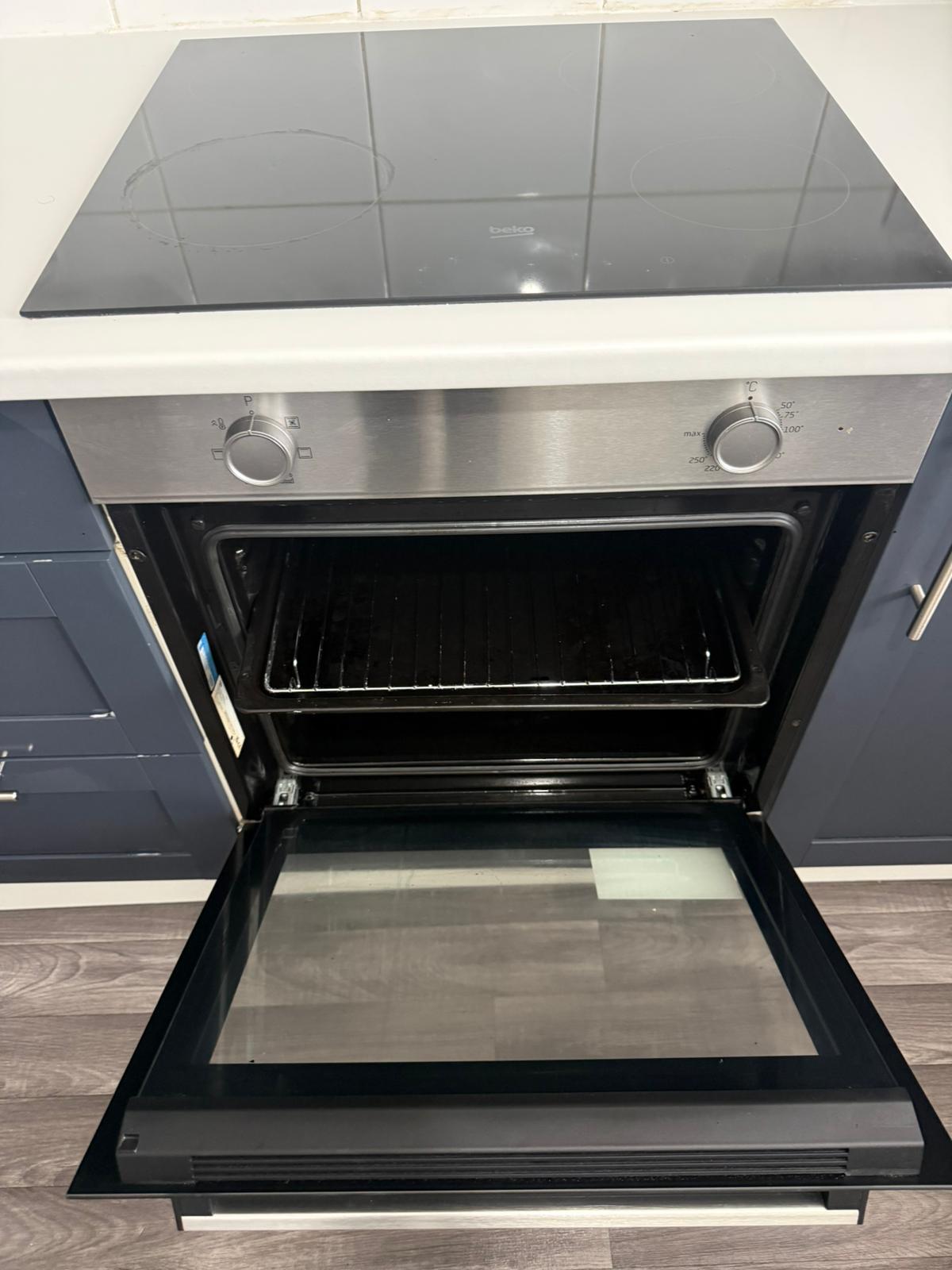 Spotless oven after deep clean